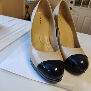 Tahari pumps